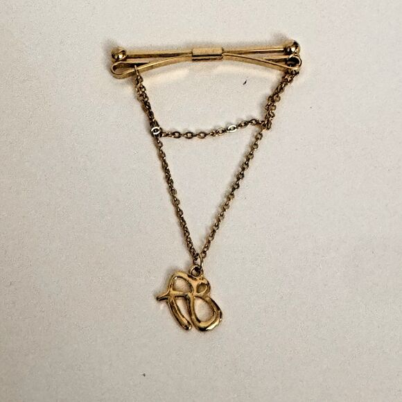 Goldtone Tie Clip for Men with Chain – 3 Inches - Picture 2 of 5